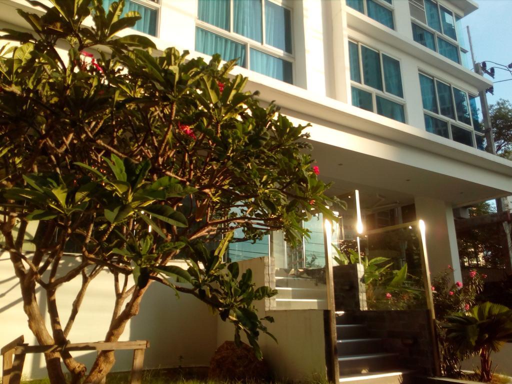 Serenity Wongamat Apartments Pattaya Exterior photo